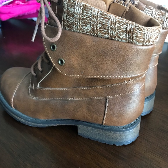 Steve Madden boots - Picture 3 of 7